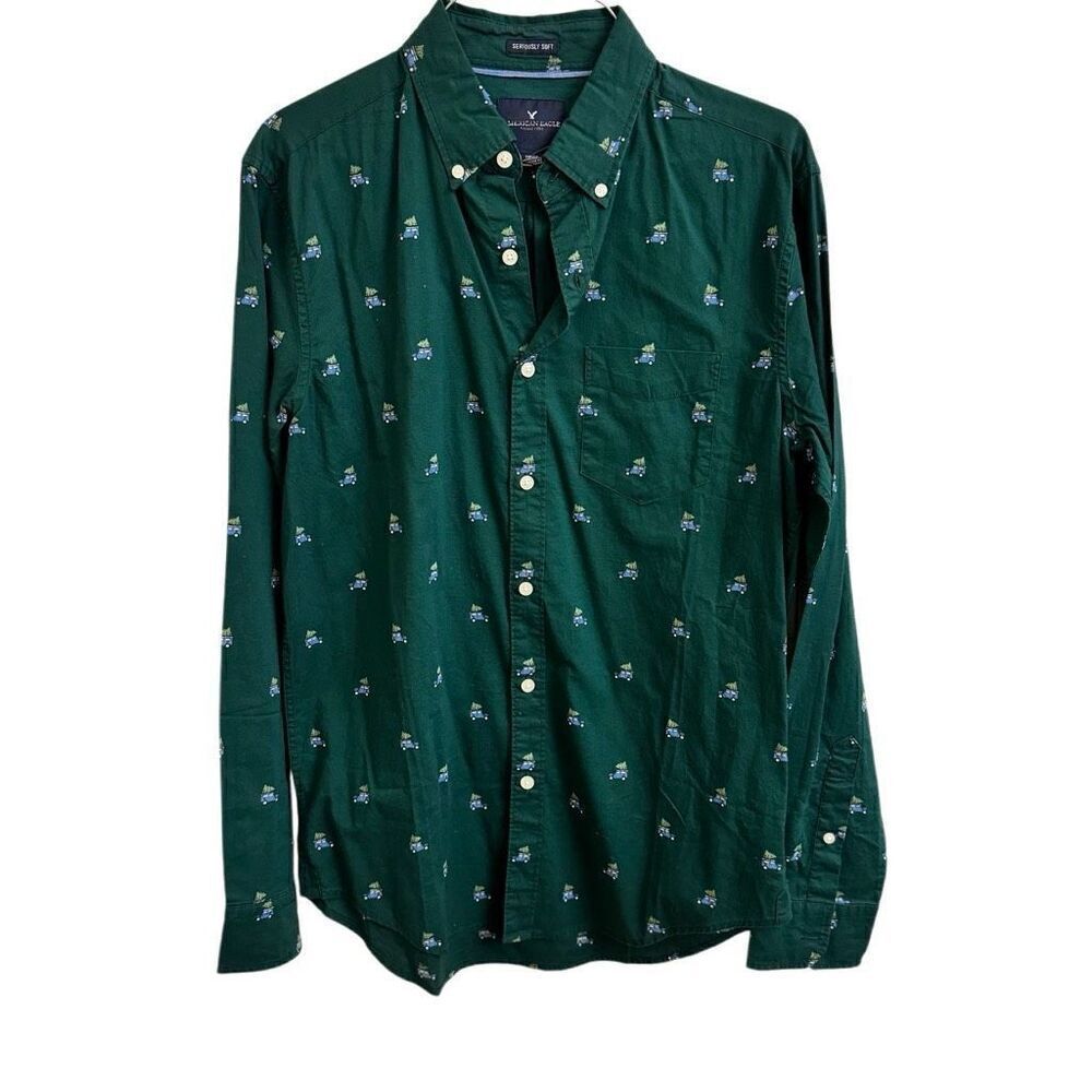 American Eagle Hunter Green Button Down Shirt Blue Car Christmas Trees Small NEW